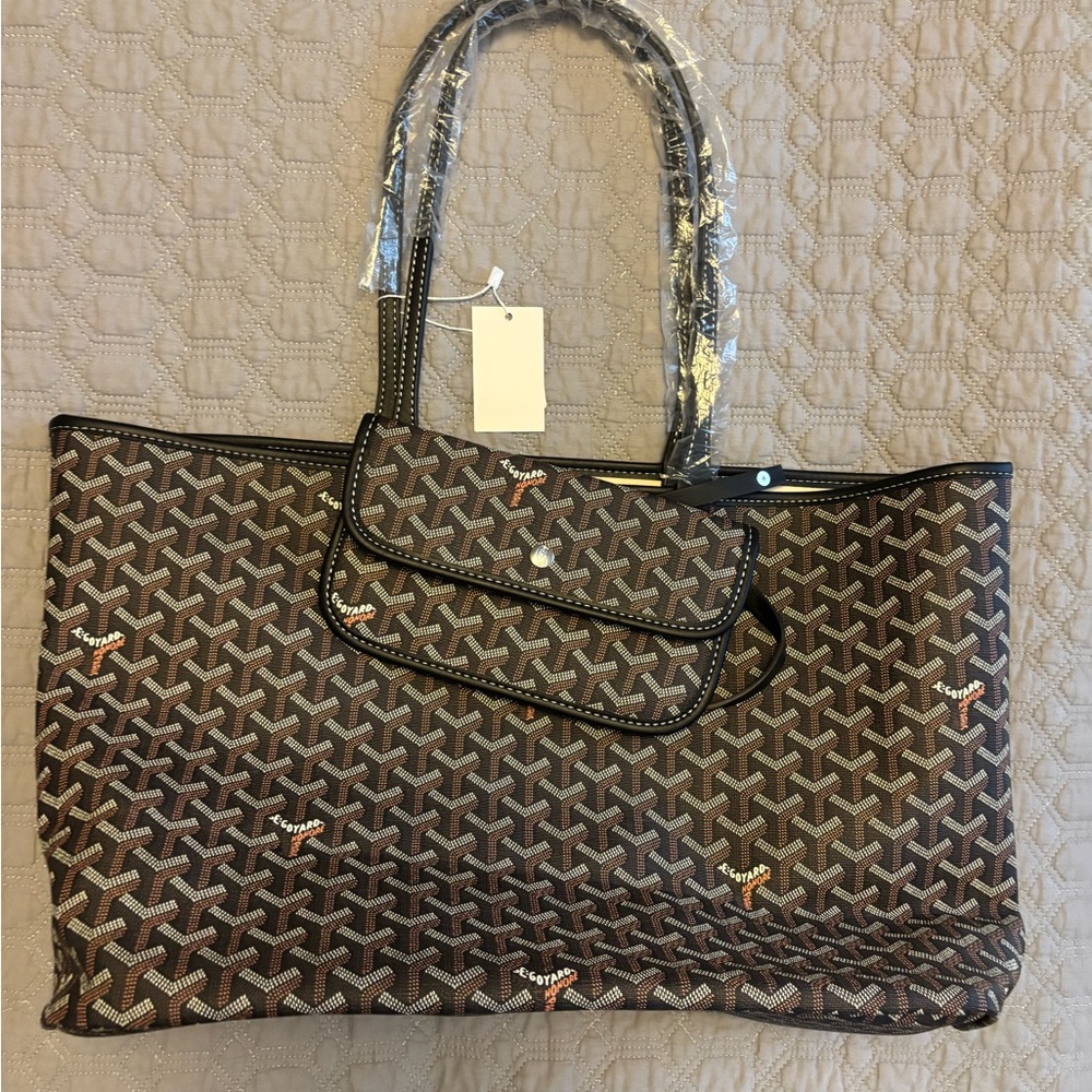 St Louis Inspired Large Tote Black with Pouch